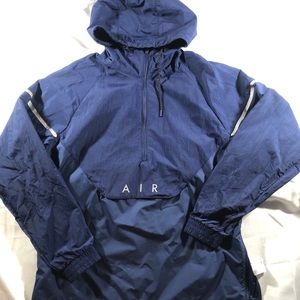 Men's Nike windbreaker in large lightly worn
